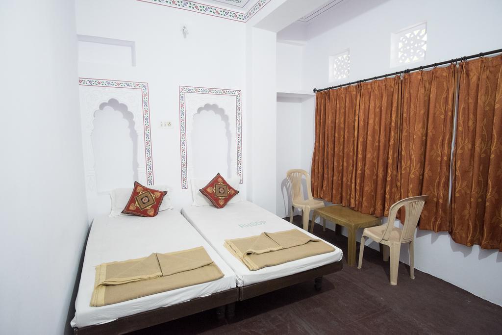 Devi Vilas Guest House Udaipur Ngoại thất bức ảnh