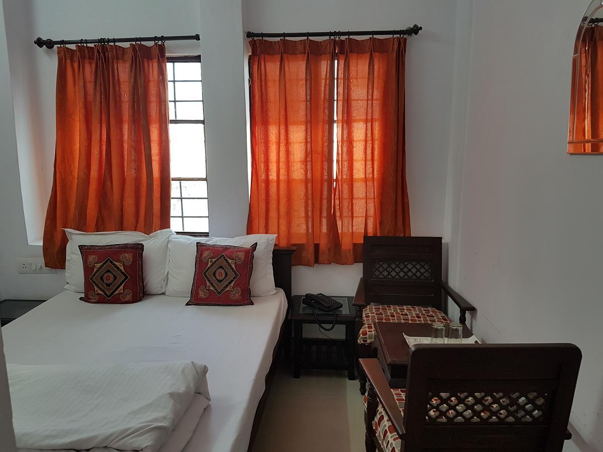Devi Vilas Guest House Udaipur Ngoại thất bức ảnh